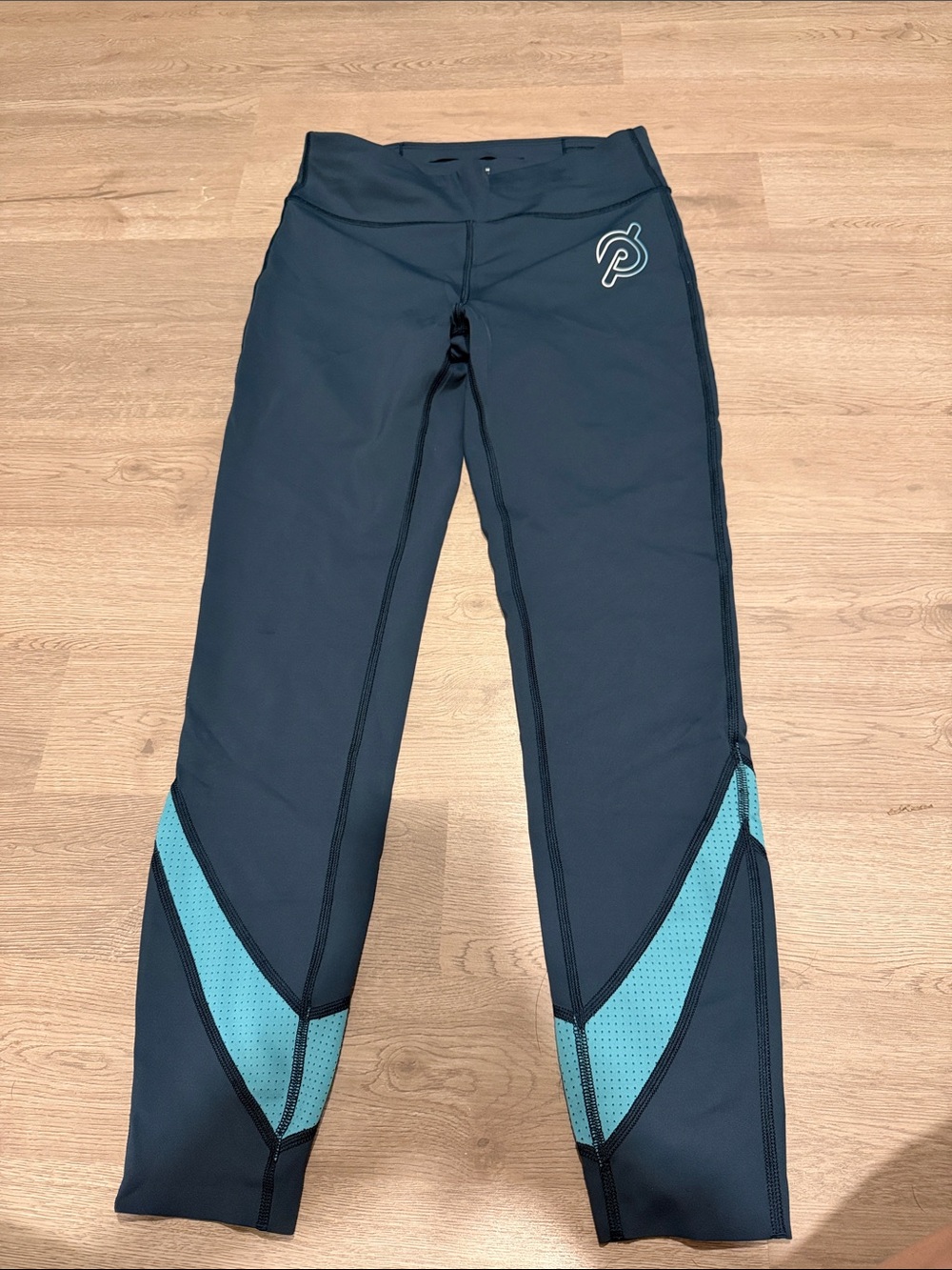 Peloton Navy Leggings with Teal Accent Panels